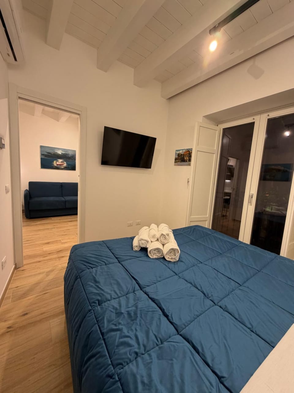 CAMINNECI Palace ROOMS Apartment in Palermo