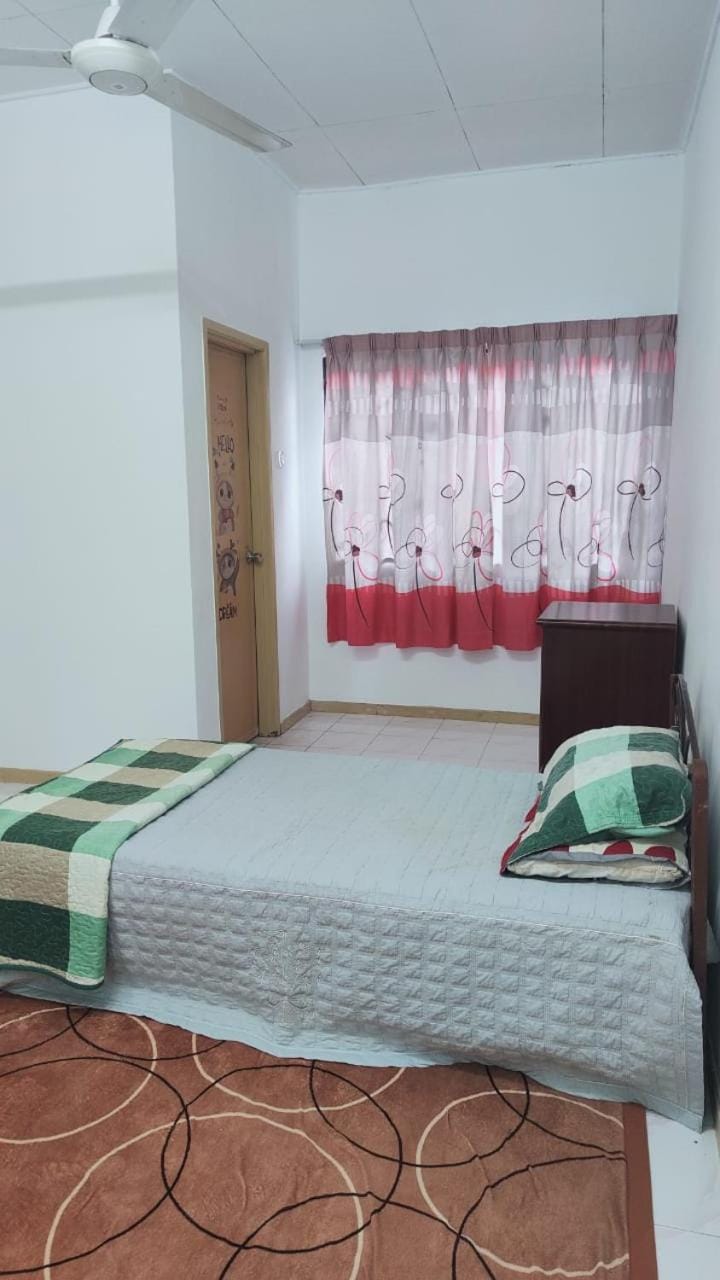 Bed, Bedroom, Internal: Not applicable to any particular room