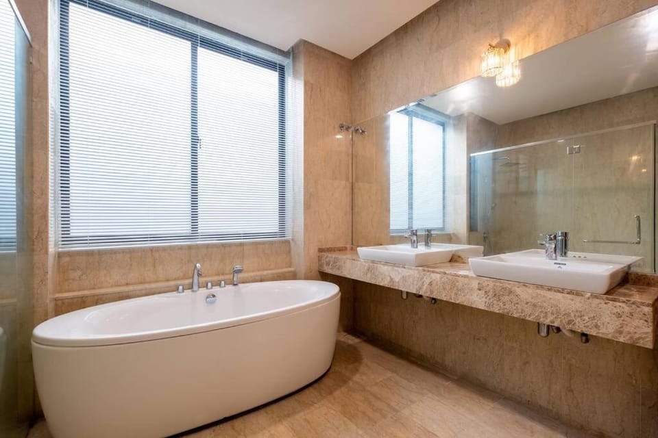 Bathroom, Bath