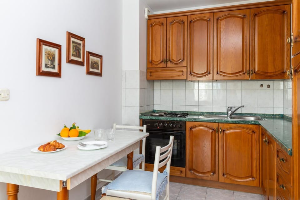 Jasna Apartment - Free parking Apartment in Makarska