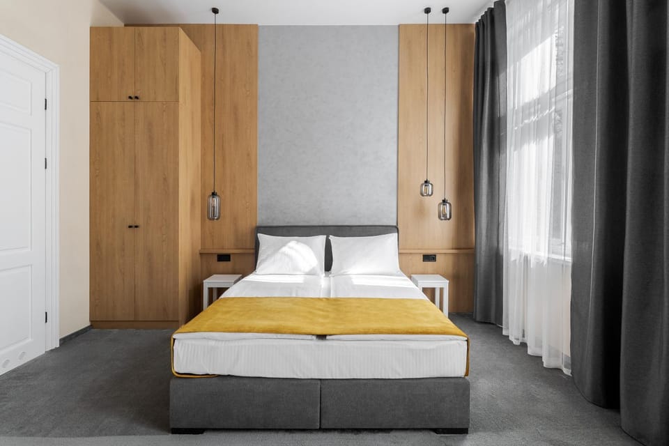Bed, Photo of the whole room, Bedroom, wardrobe