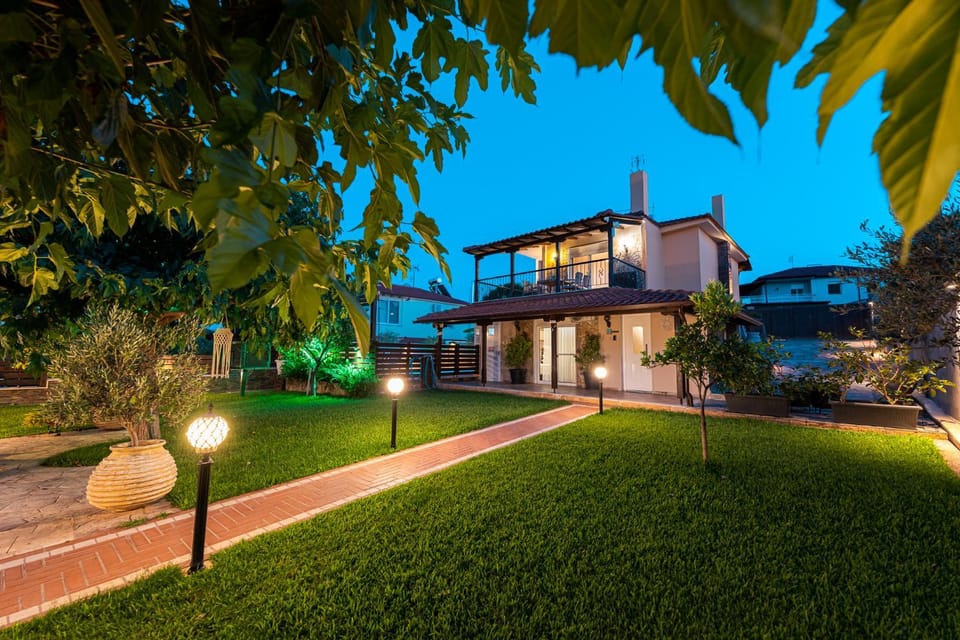 Property building, Garden