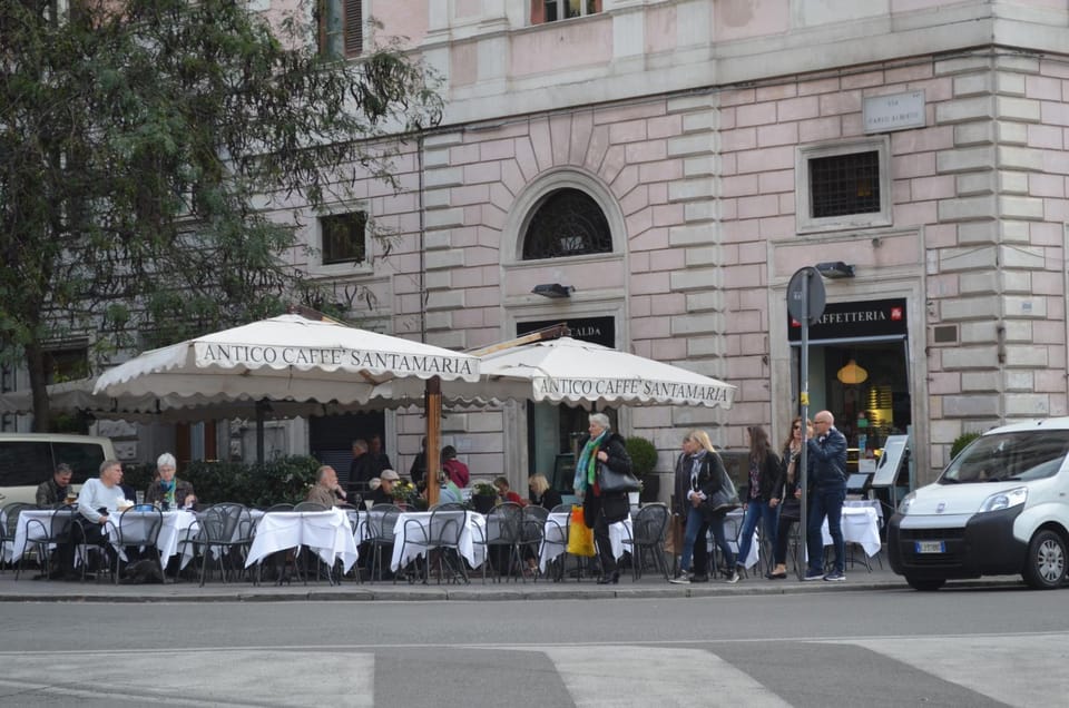 Restaurant/places to eat, Area and facilities