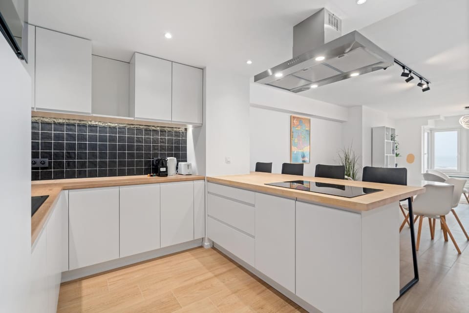 Kitchen or kitchenette, pet friendly
