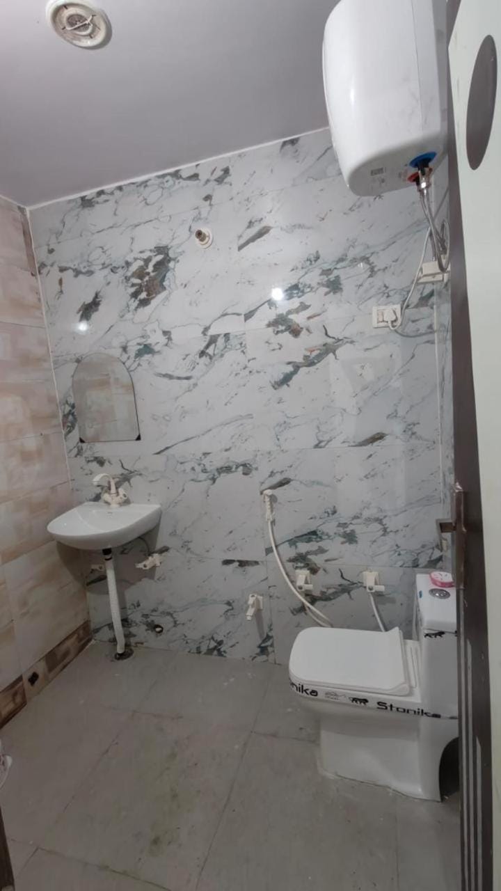 Shri Kailash Dham Bed and Breakfast in Uttar Pradesh