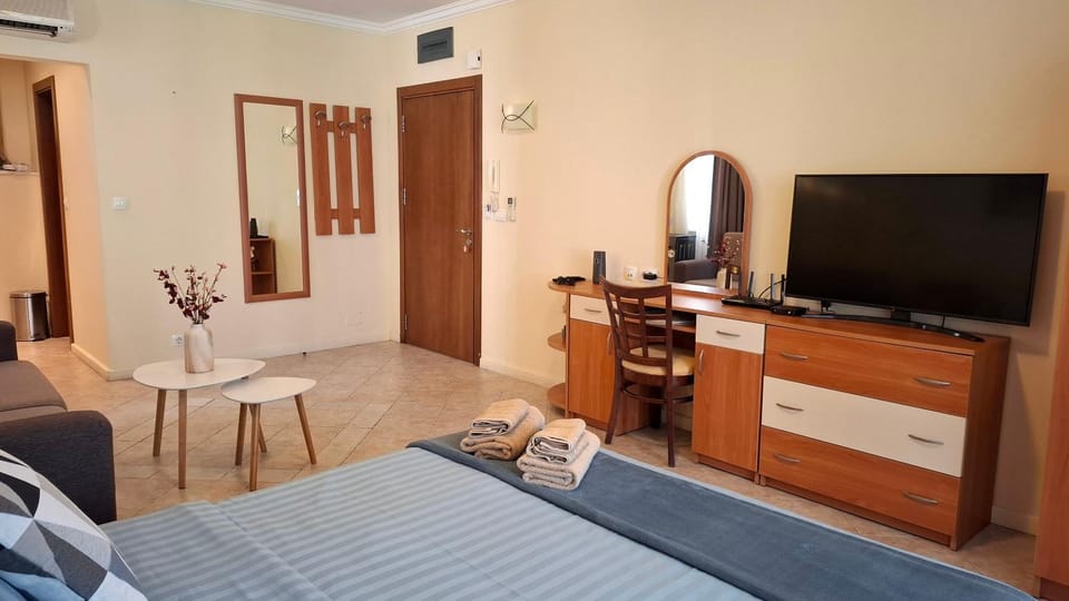 Santa Marina Holiday Village - Blue Magic Apartment in Burgas Province