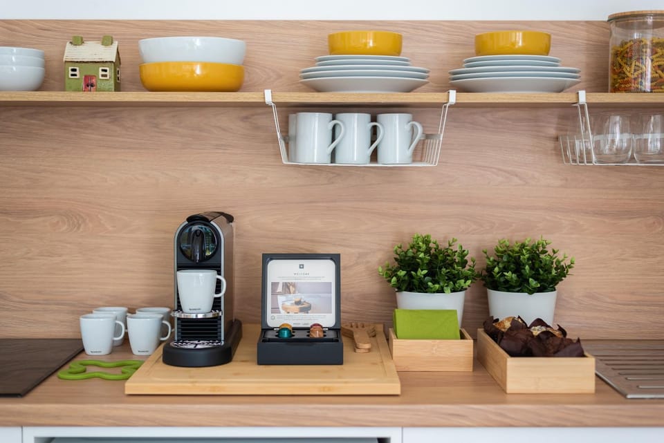 Coffee/tea facilities, Kitchen or kitchenette