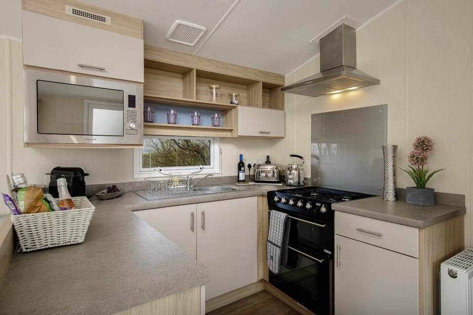 Coffee/tea facilities, Garden view, microwave, oven, pet friendly, stove, toaster, kitchen, kitchen