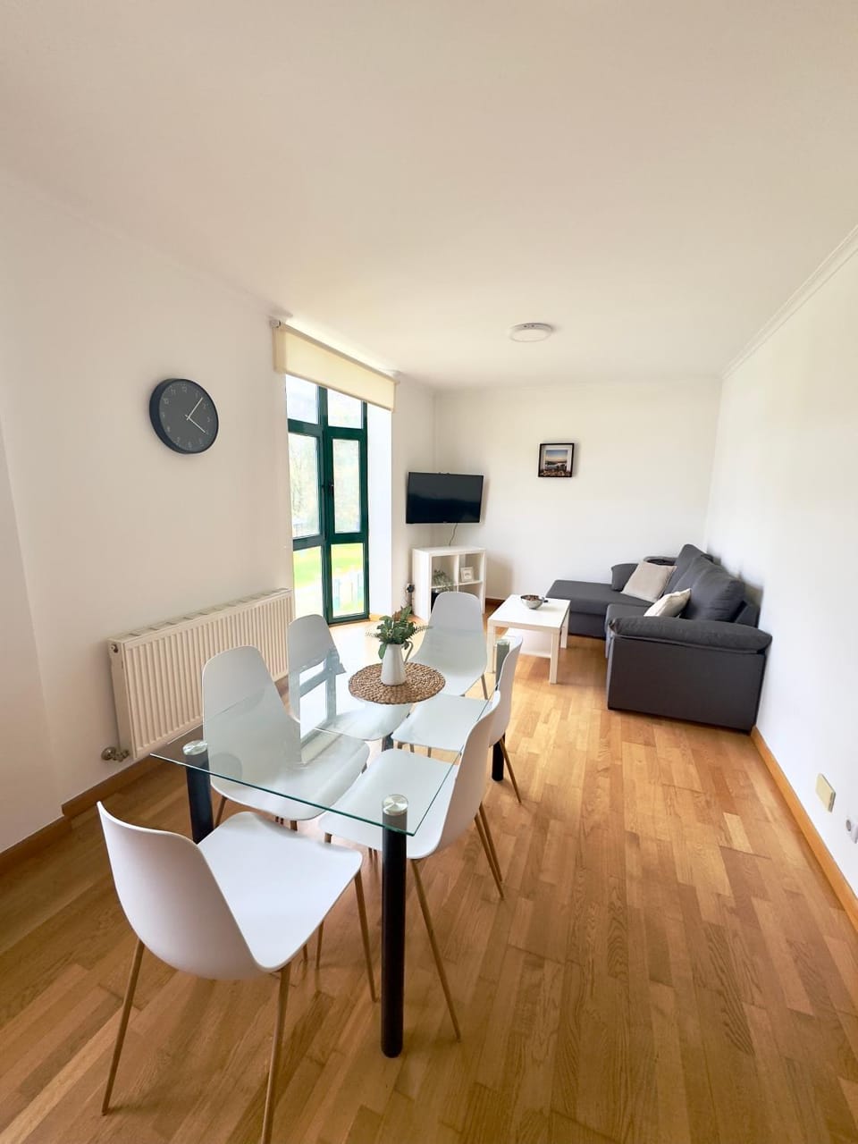 TV and multimedia, Living room, Seating area, Dining area, Evening entertainment, heating, heating, internet, internet