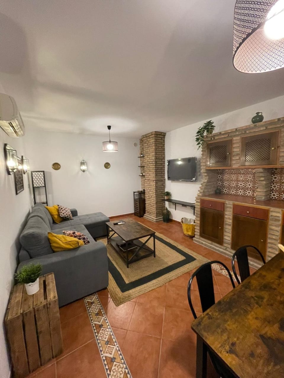 Communal lounge/ TV room, TV and multimedia, Living room