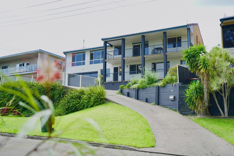 Property building, Balcony/Terrace
