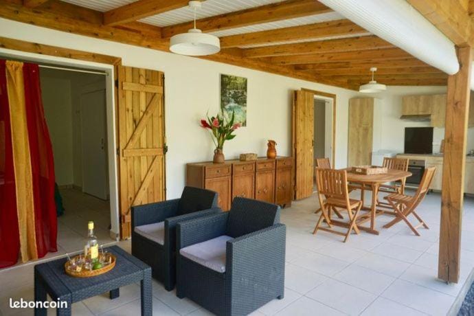 Les gîtes "La belle verte" House in Leeward Islands