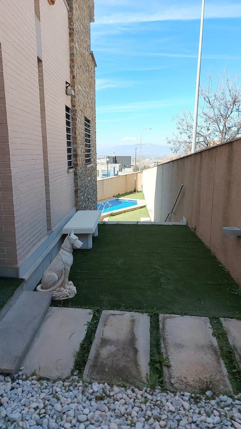 Ideal House to get to know Granada House in Granada