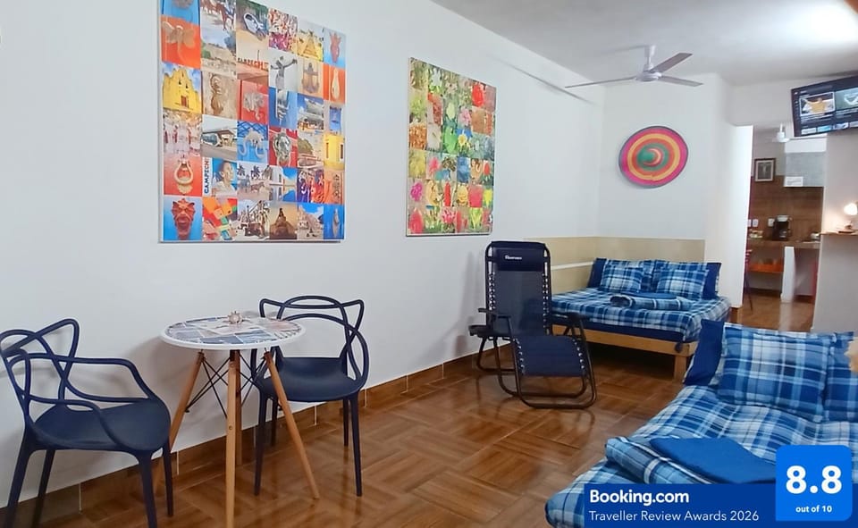 TV and multimedia, Living room, Seating area, Dining area, Bedroom, pet friendly, air conditioner
