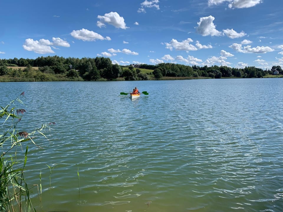 Canoeing, Lake view