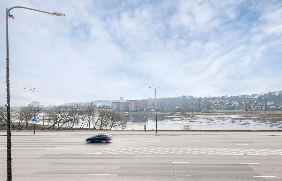 Day, Neighbourhood, Natural landscape, River view, Location