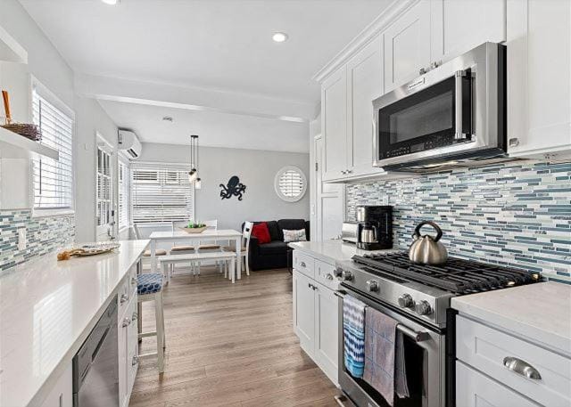 Balboa Paradise - Renovated Coastal Haven House in Balboa Island