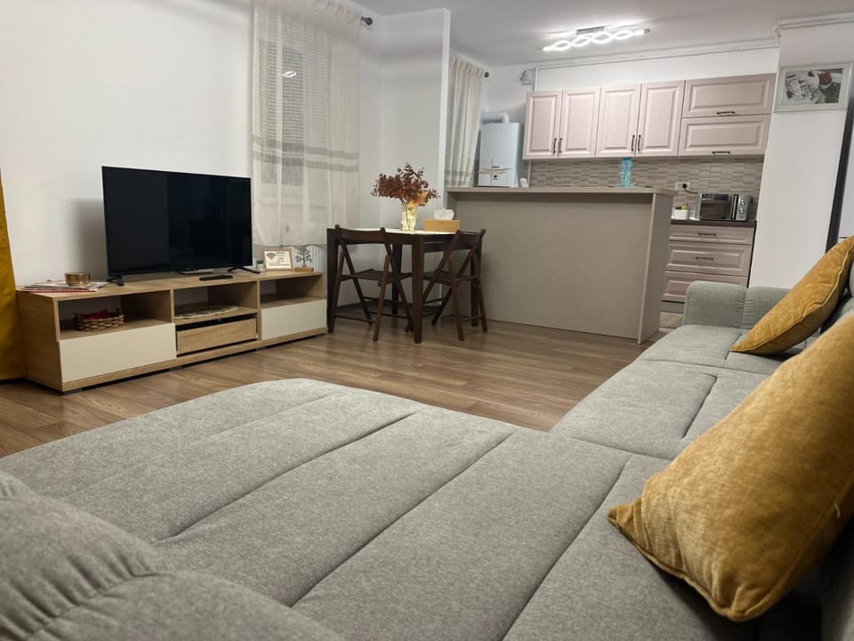 Communal lounge/ TV room, TV and multimedia, Kitchen or kitchenette, Living room, Seating area, Dining area, Evening entertainment, minibar, oven