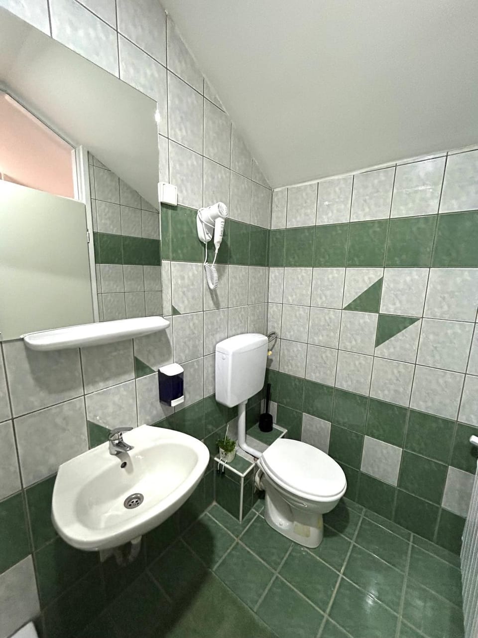 Toilet, Bathroom