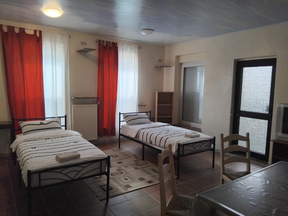 Doppelbett Zimmer mit WC Bed and Breakfast in Bremen