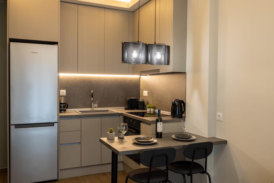 Coffee/tea facilities, Kitchen or kitchenette, Dining area, pet friendly, stove, toaster