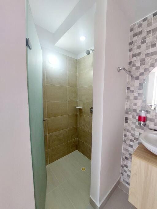 Shower, Bathroom