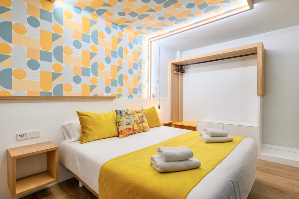 Bed, Bedroom