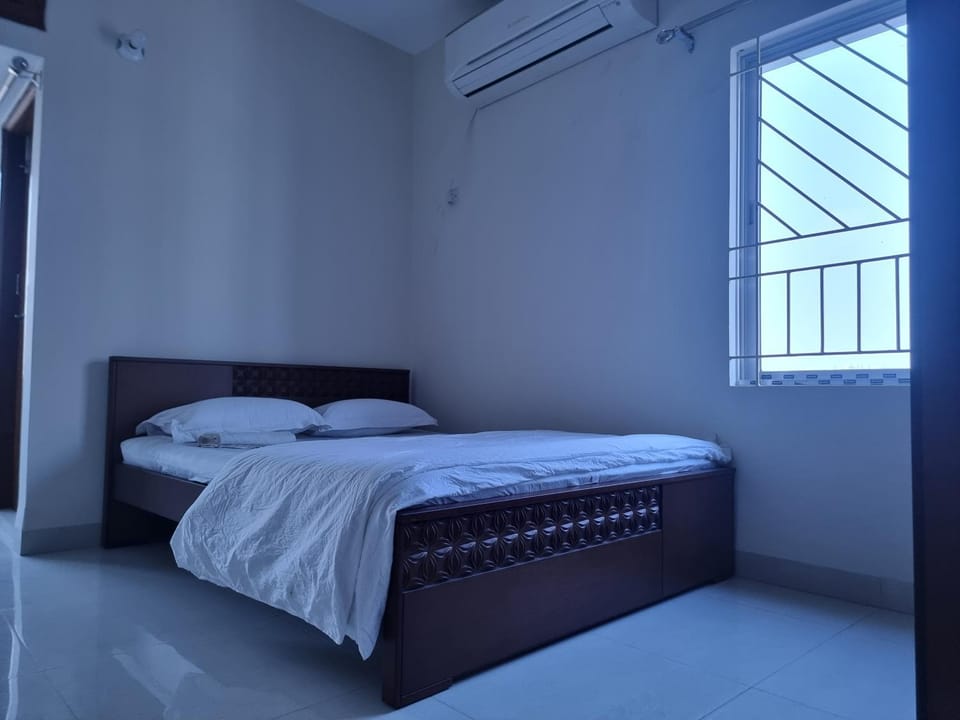 Econ Stay in New Apartment, Jigatola, Dhanmondi, Dhaka, BD Apartment in Dhaka