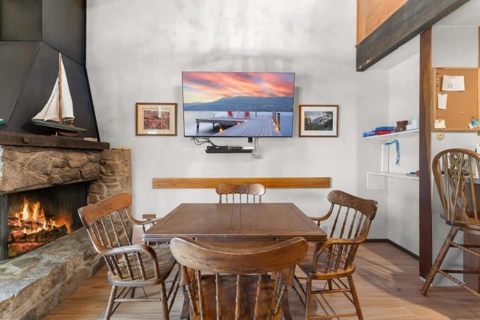 Corwin's Quarters House in Tahoe Vista