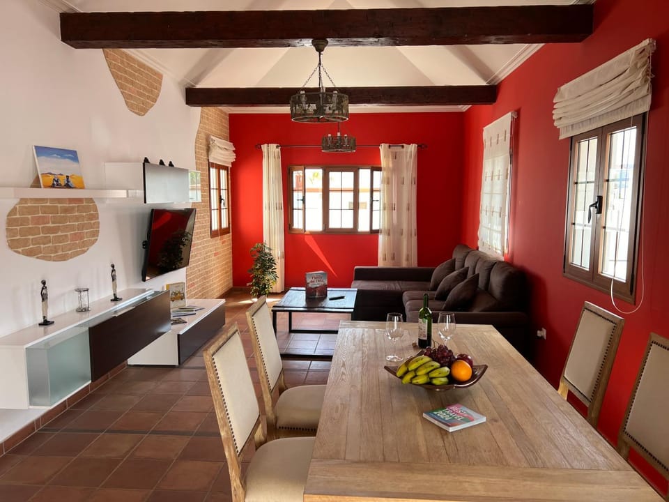 Casa Kyra House in Maxorata