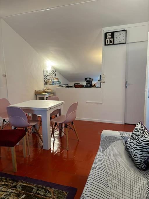 plein coeur de BANON Apartment in Provence-Alpes-Côte d'Azur