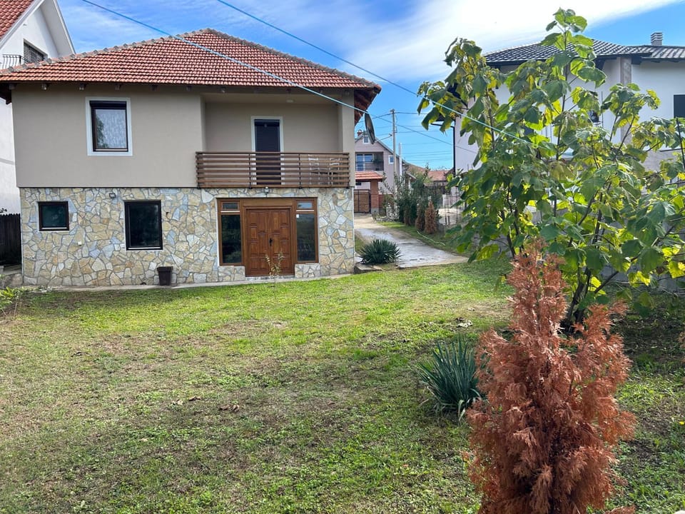 Vila Zivanovic - Topola Oplenac Villa in Serbia
