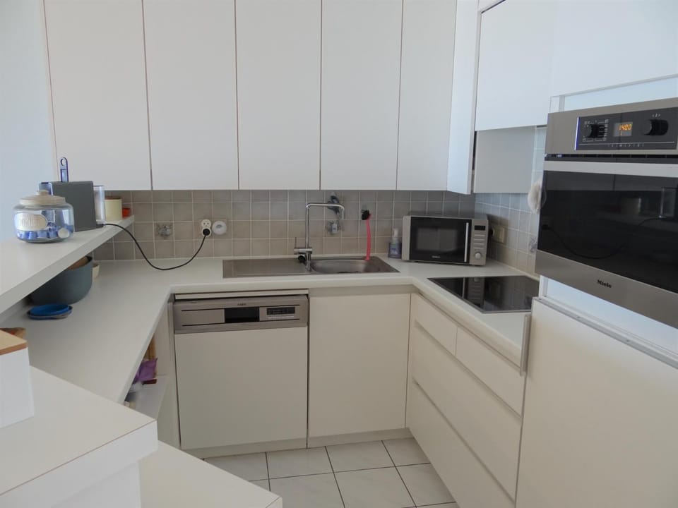 Kitchen or kitchenette, Other