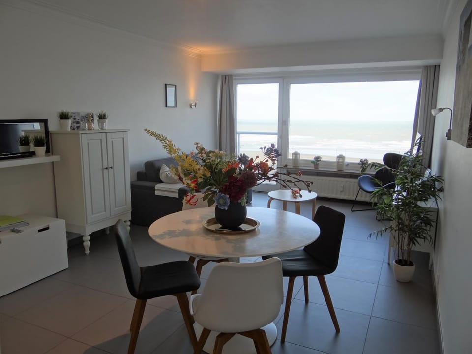 Other, Dining area