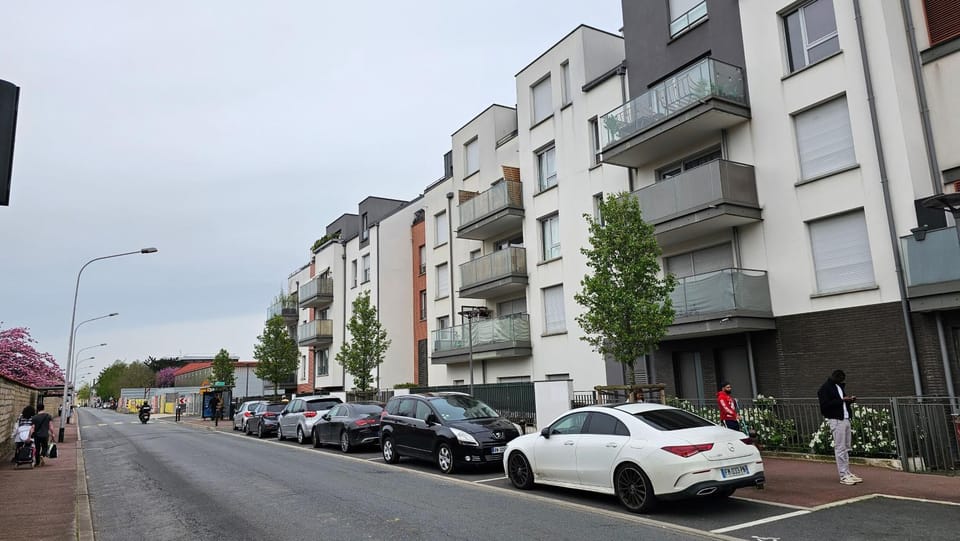 Logement entier confortable à Créteil Apartment in Créteil