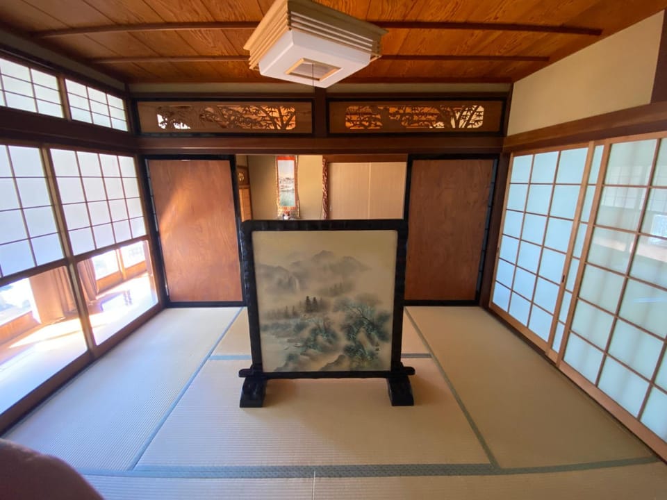 ゲストハウスすまいるさん Bed and Breakfast in Shiga, Japan