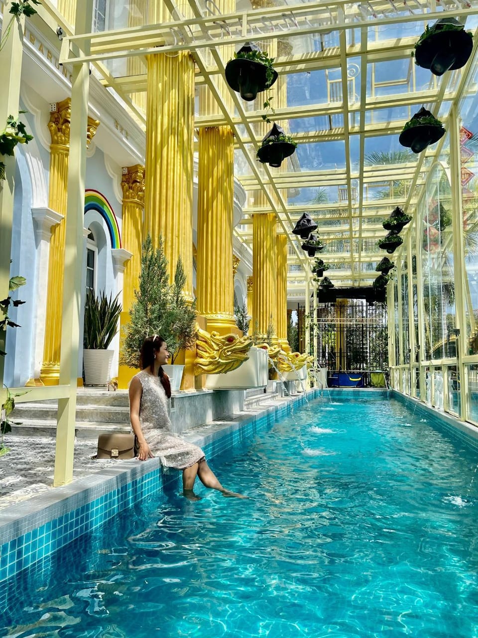 Swimming pool, Swimming pool