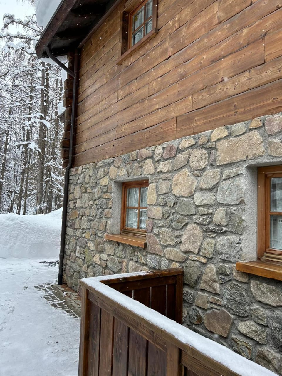 Property building, Winter