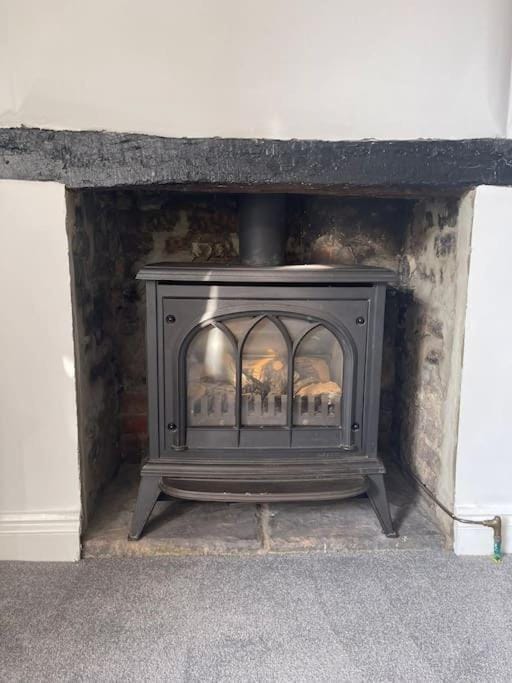 Grade II listed cottage - Free Parking Apartment in Salisbury