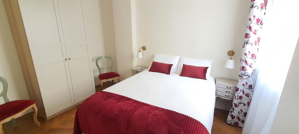 Bed, Bedroom, wardrobe