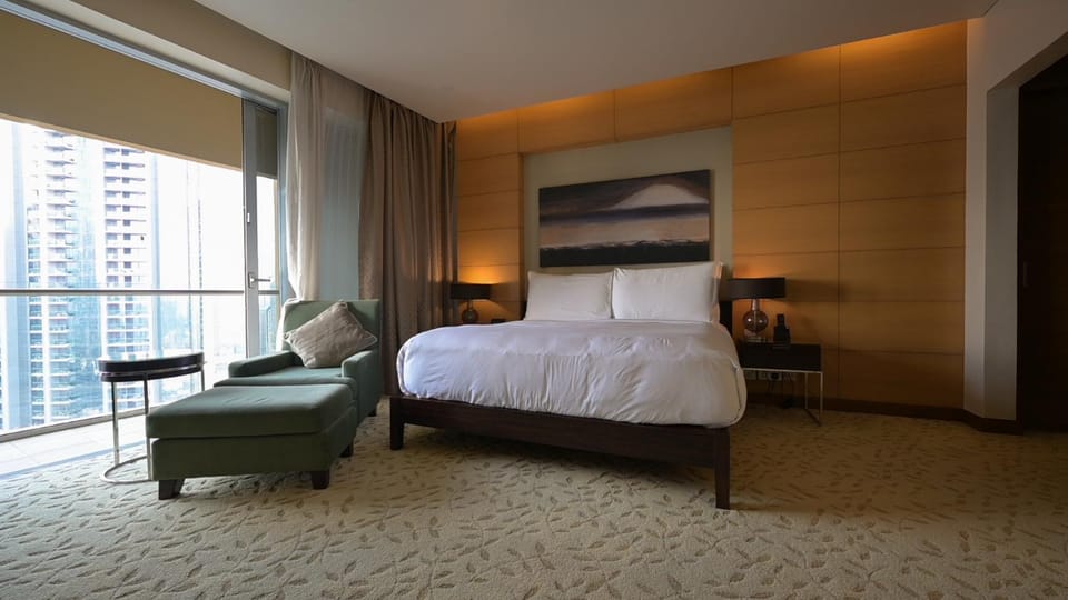 Four Apple EMAAR Fashion Avenue Deluxe Studio Apartment in Dubai