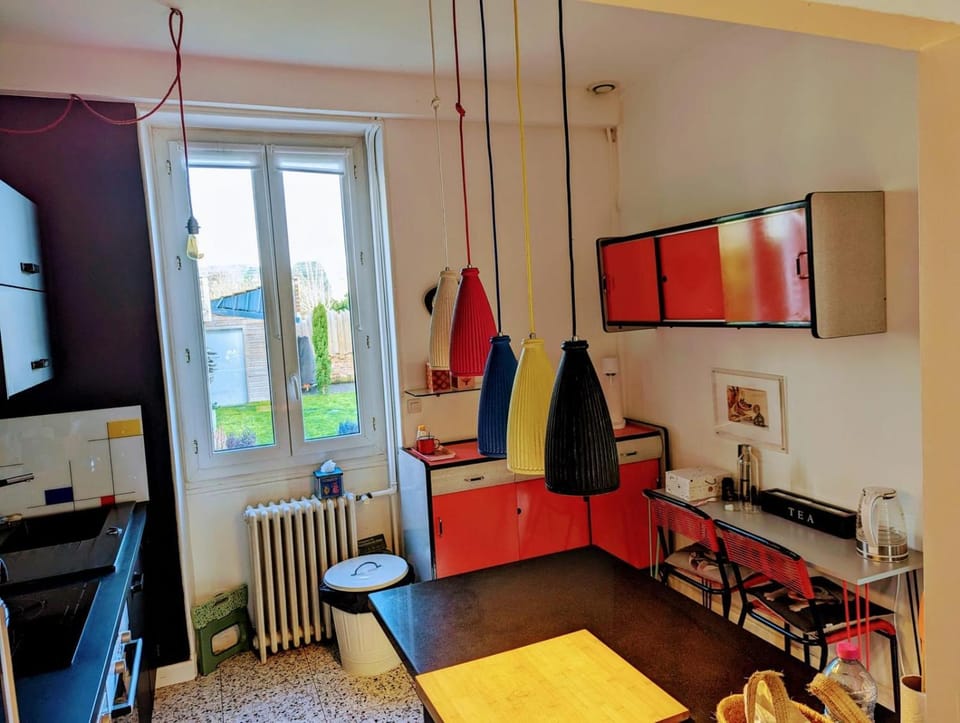 Kitchen or kitchenette, kitchen