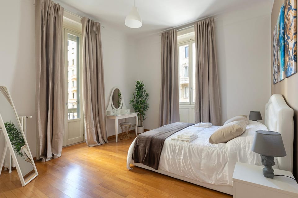 Bed, Photo of the whole room, Bedroom