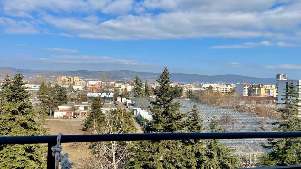 View (from property/room), Balcony/Terrace, City view
