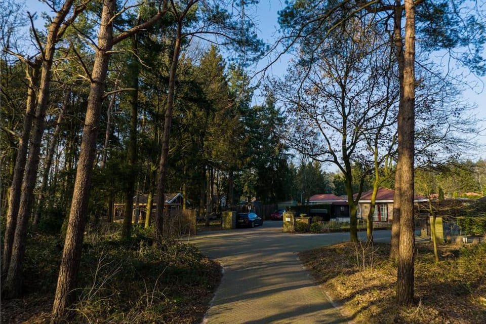 Ruim vakantiehuis met open haard & tuin - Putten, Veluwe House in Putten