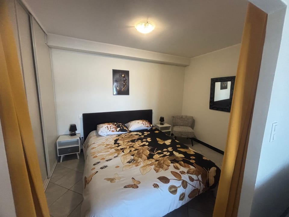 Appartement F2 dessous de villa Apartment in Corsica