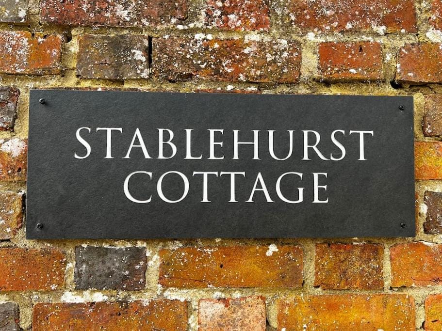 Stablehurst Cottage House in Mid Sussex District