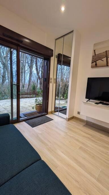Balcony/Terrace, Living room