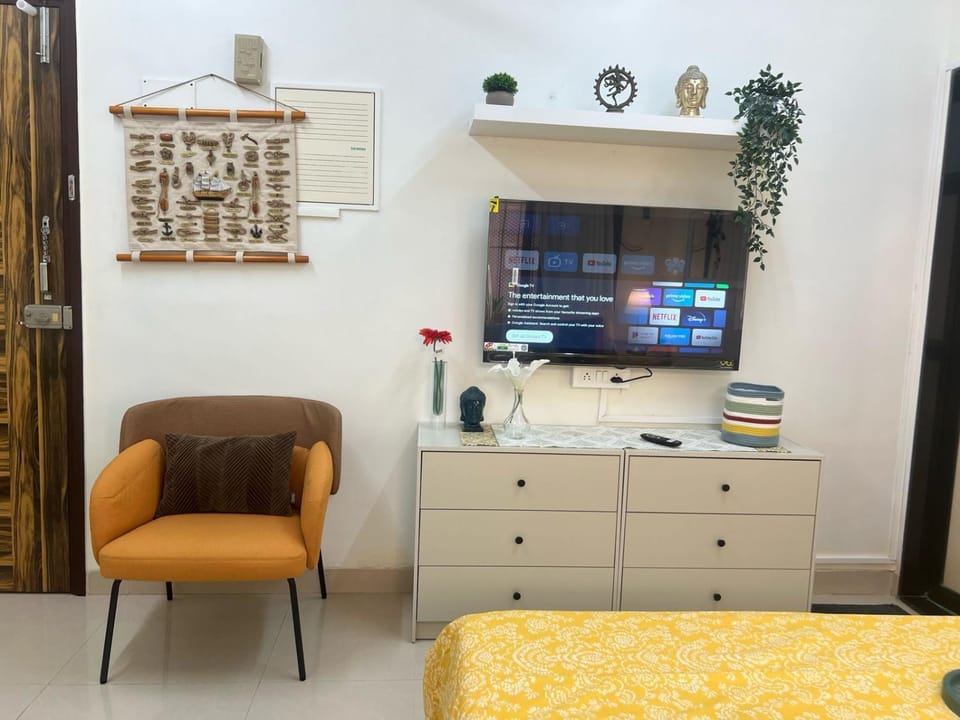 TV and multimedia, Seating area