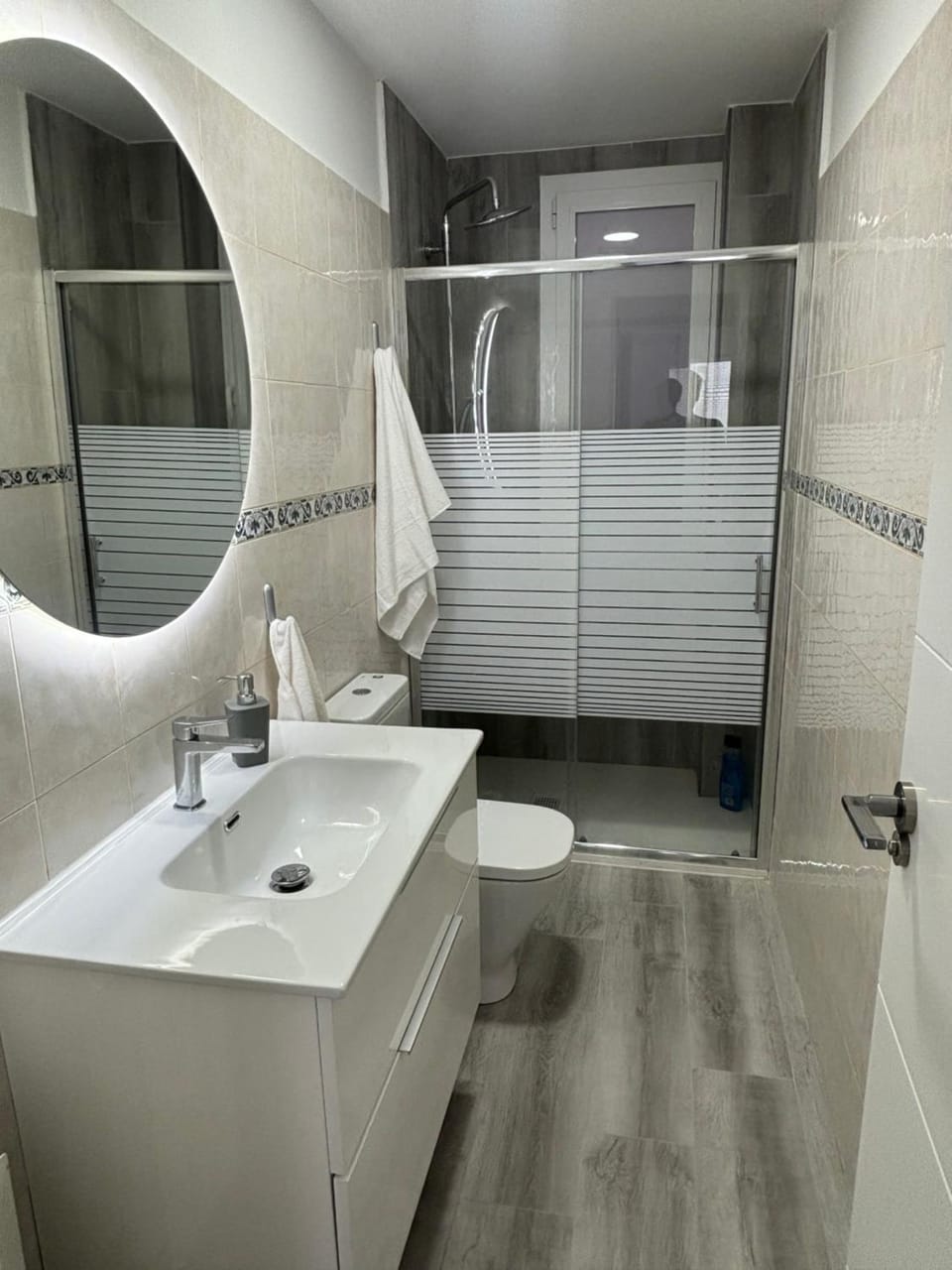 Shower, Bathroom
